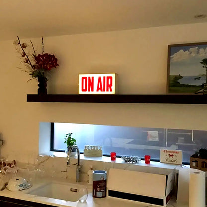 Avelena | On Air Zeichen Retro Lichtkasten Tischlampe