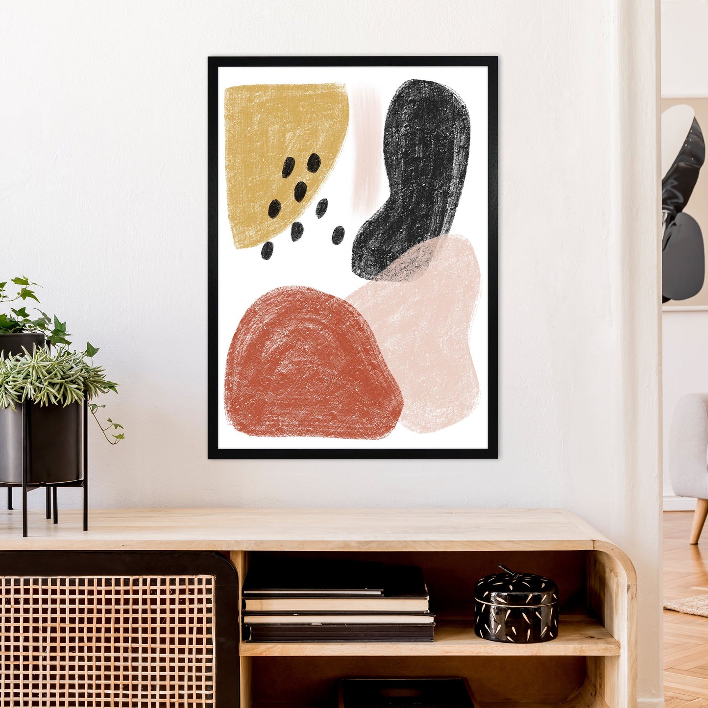 Avelena | Dalia Kritt Schwarz Punkte Form Kunstdruck Von Pixy Paper