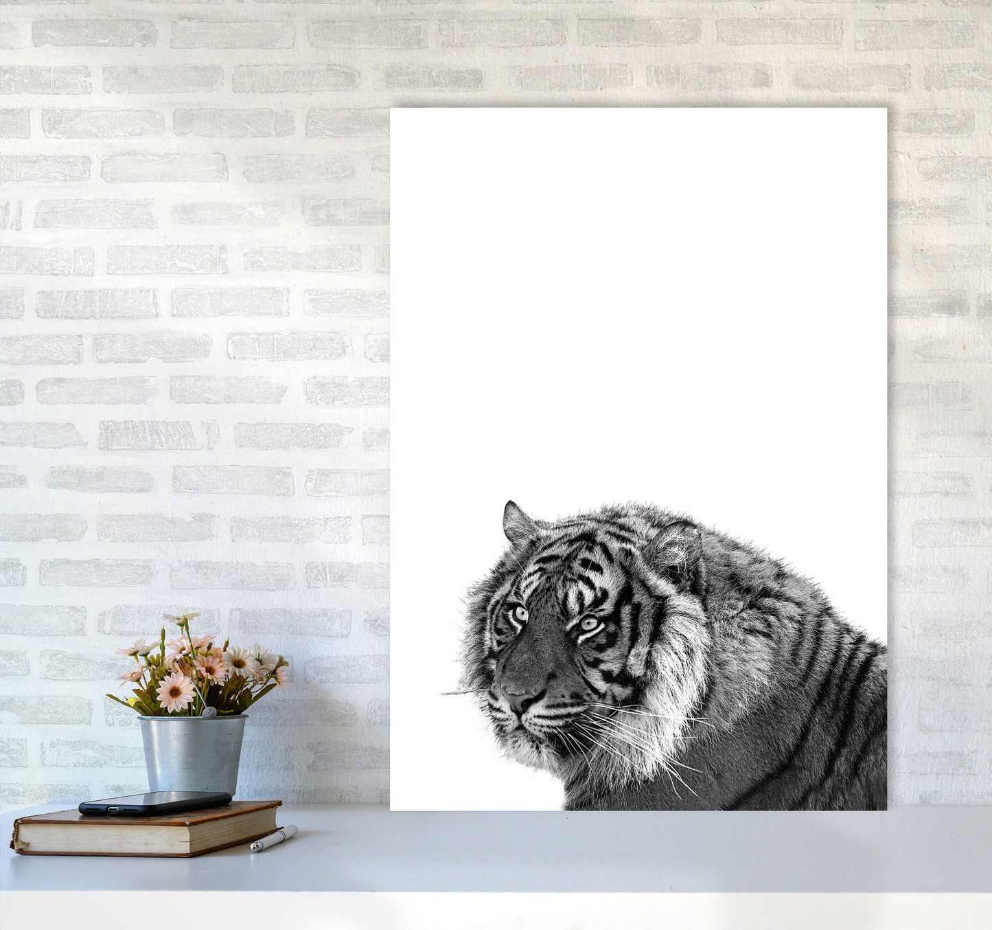 Avelena | Schwarz und Weiß Tiger Moderne Druck Tier Kunstdruck