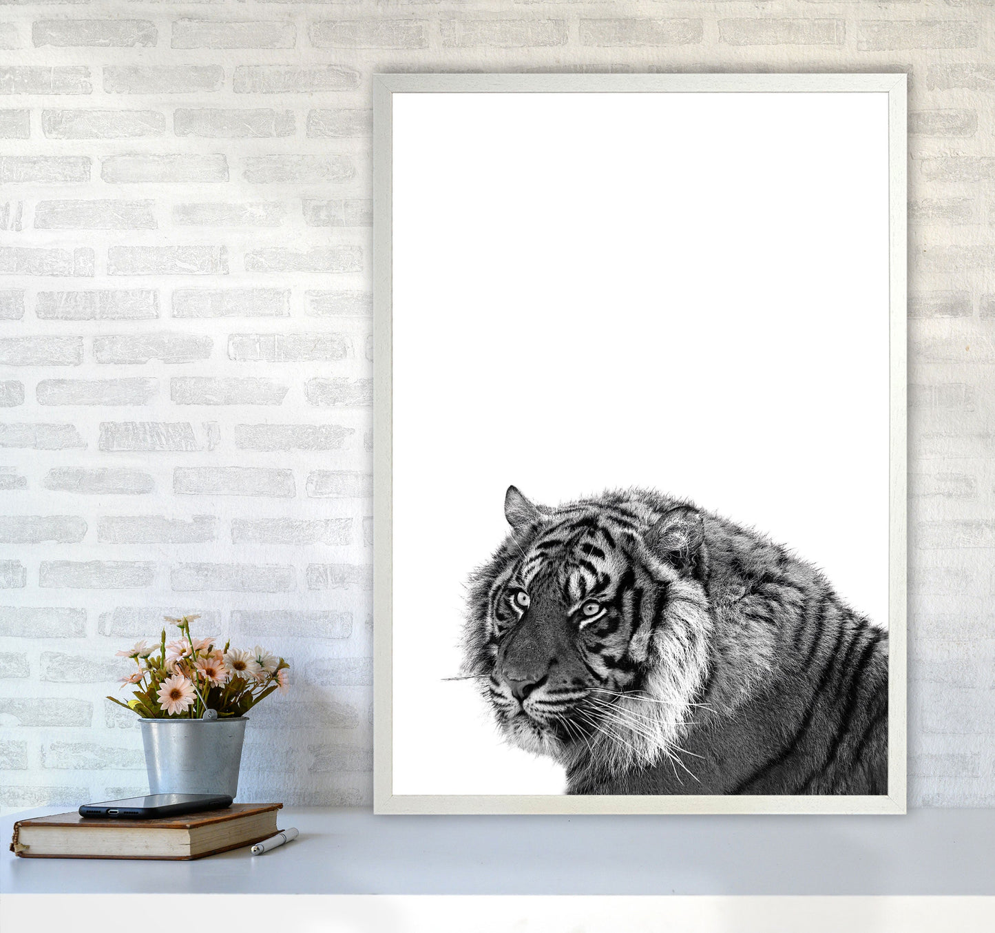 Avelena | Schwarz und Weiß Tiger Moderne Druck Tier Kunstdruck