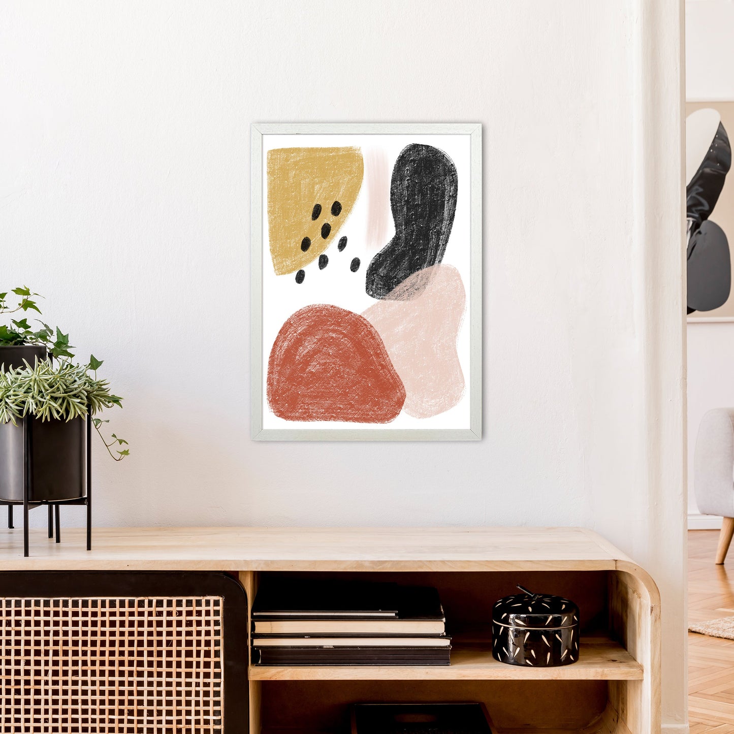 Avelena | Dalia Kritt Schwarz Punkte Form Kunstdruck Von Pixy Paper