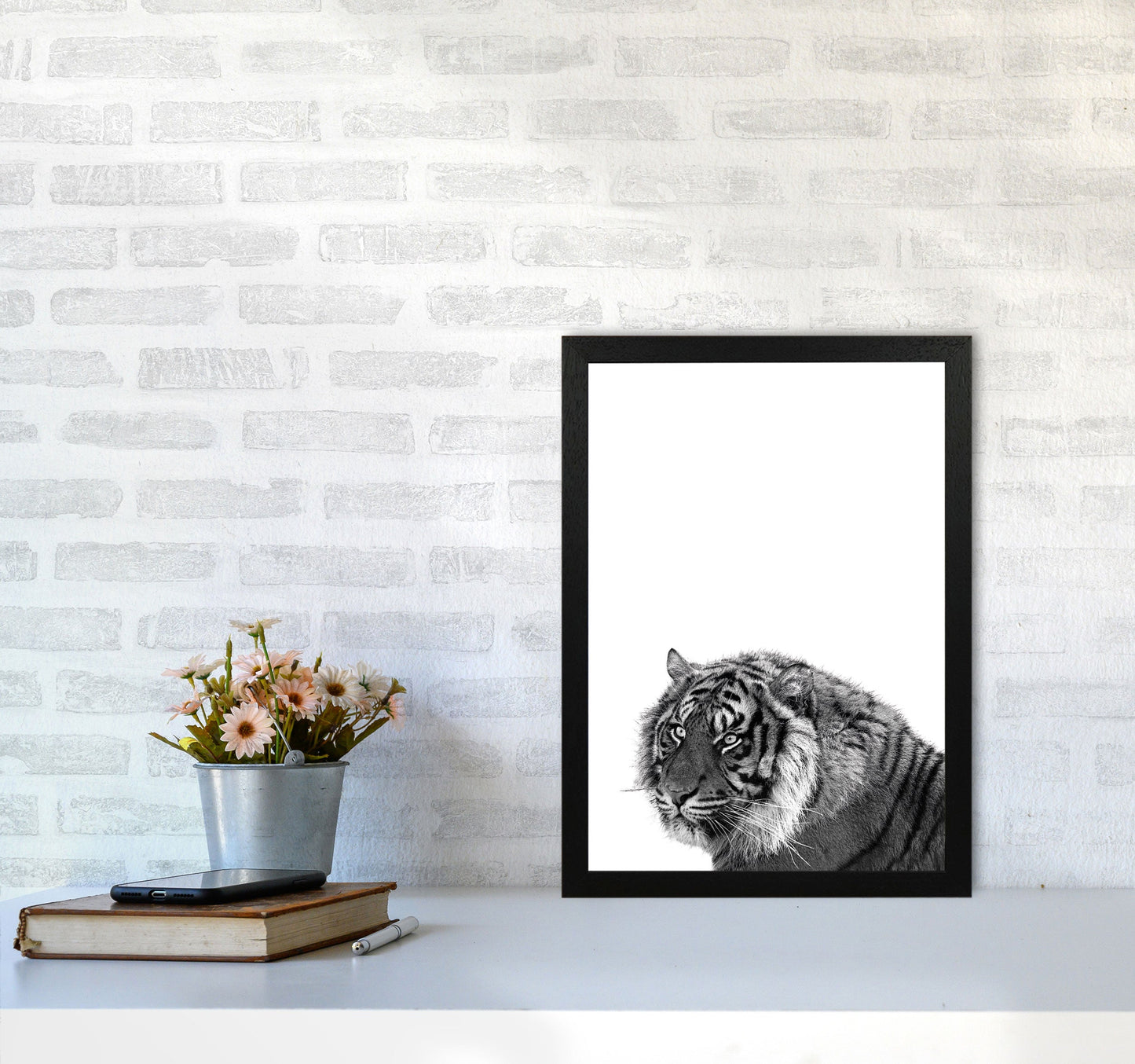 Avelena | Schwarz und Weiß Tiger Moderne Druck Tier Kunstdruck