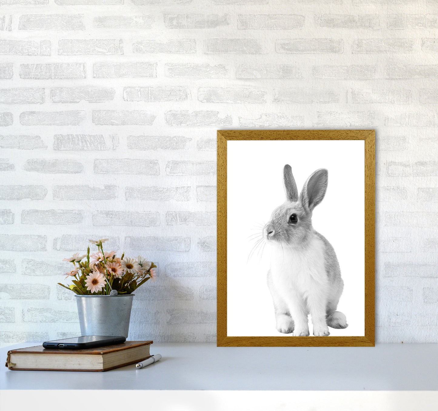 Avelena | Schwarz-Weiß Hase Moderne Druck Tierkunst Druck