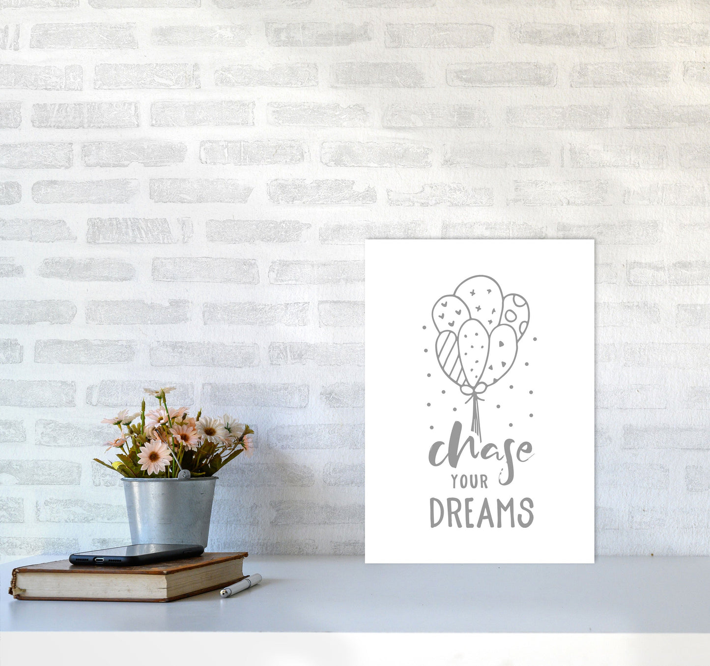 Avelena | Chase Your Dreams Grauer Rahmen Kinderzimmer Wandkunst Druck