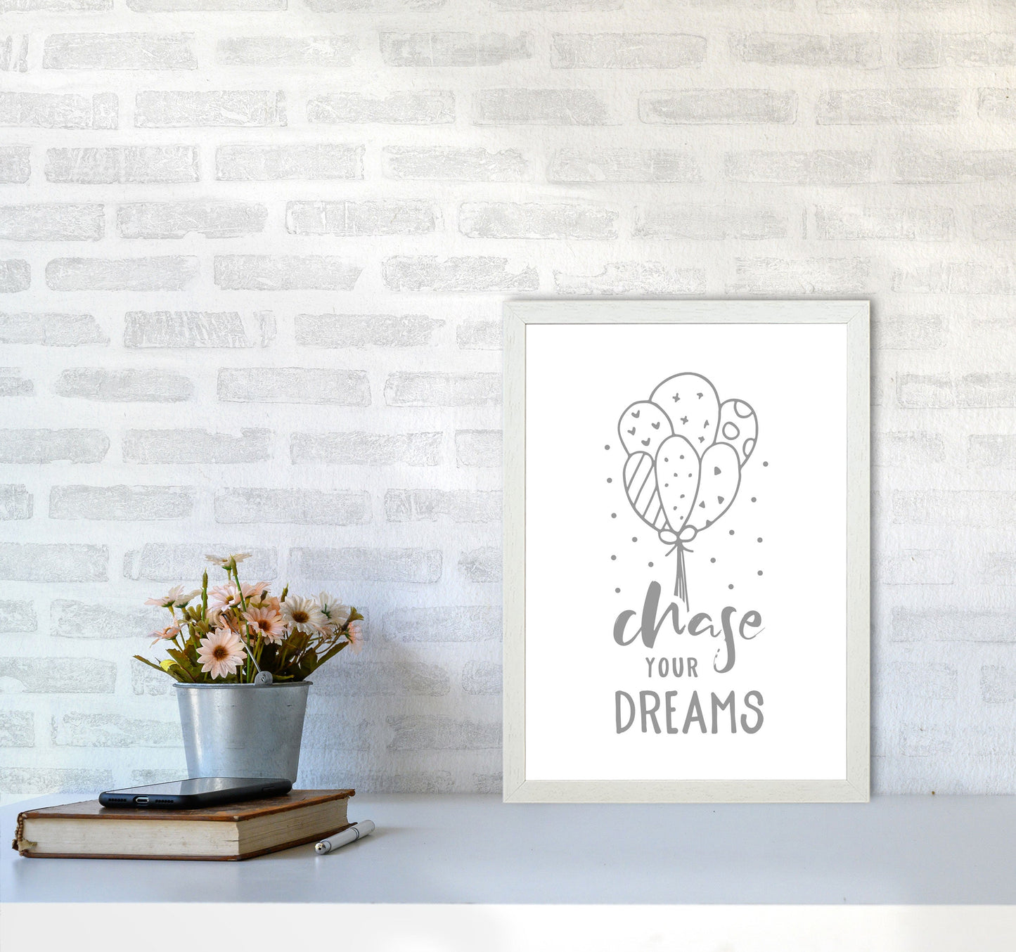 Avelena | Chase Your Dreams Grauer Rahmen Kinderzimmer Wandkunst Druck