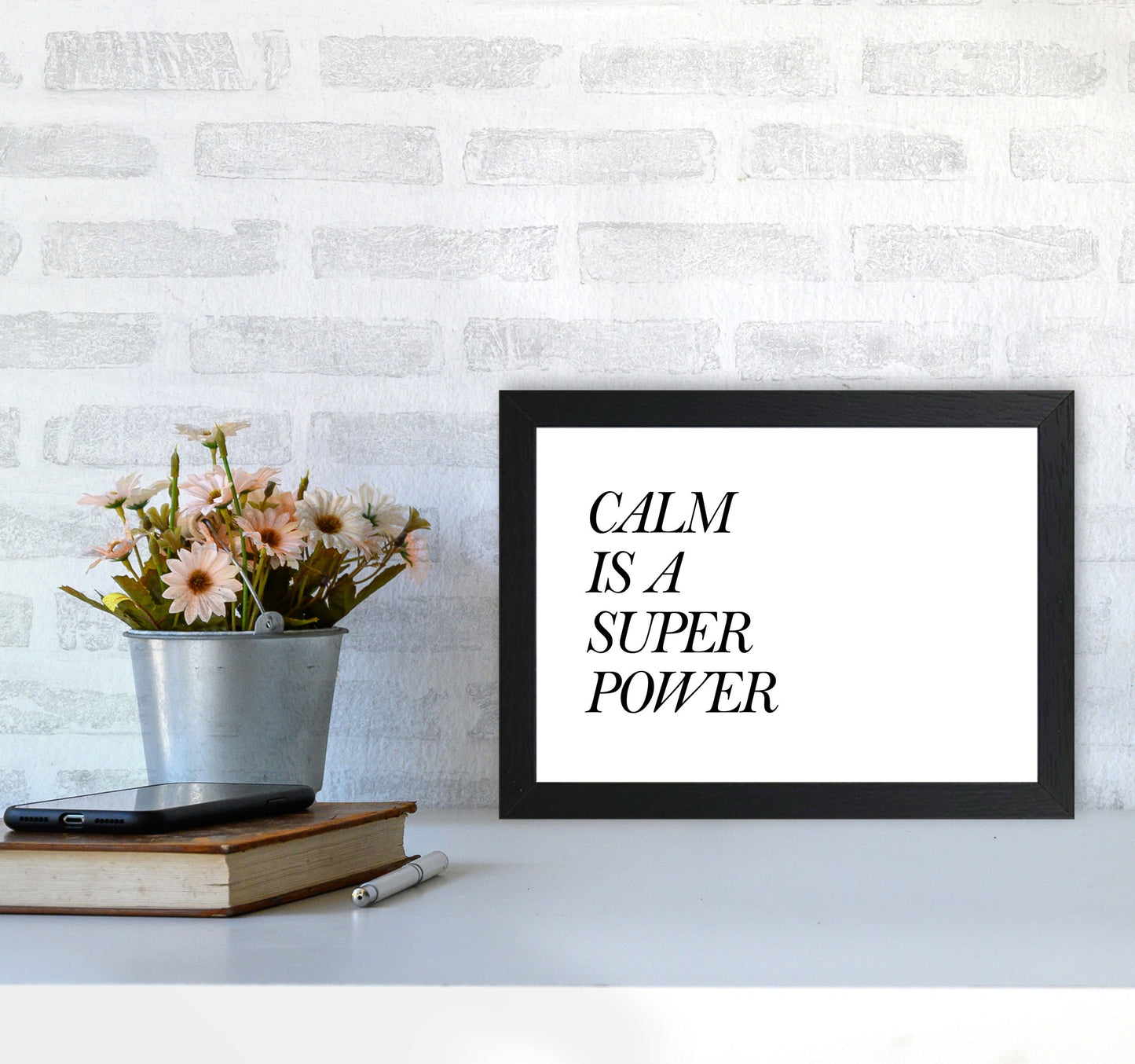 Avelena | Calm Is A Superpower Rahmen Typografie Wandkunstdruck