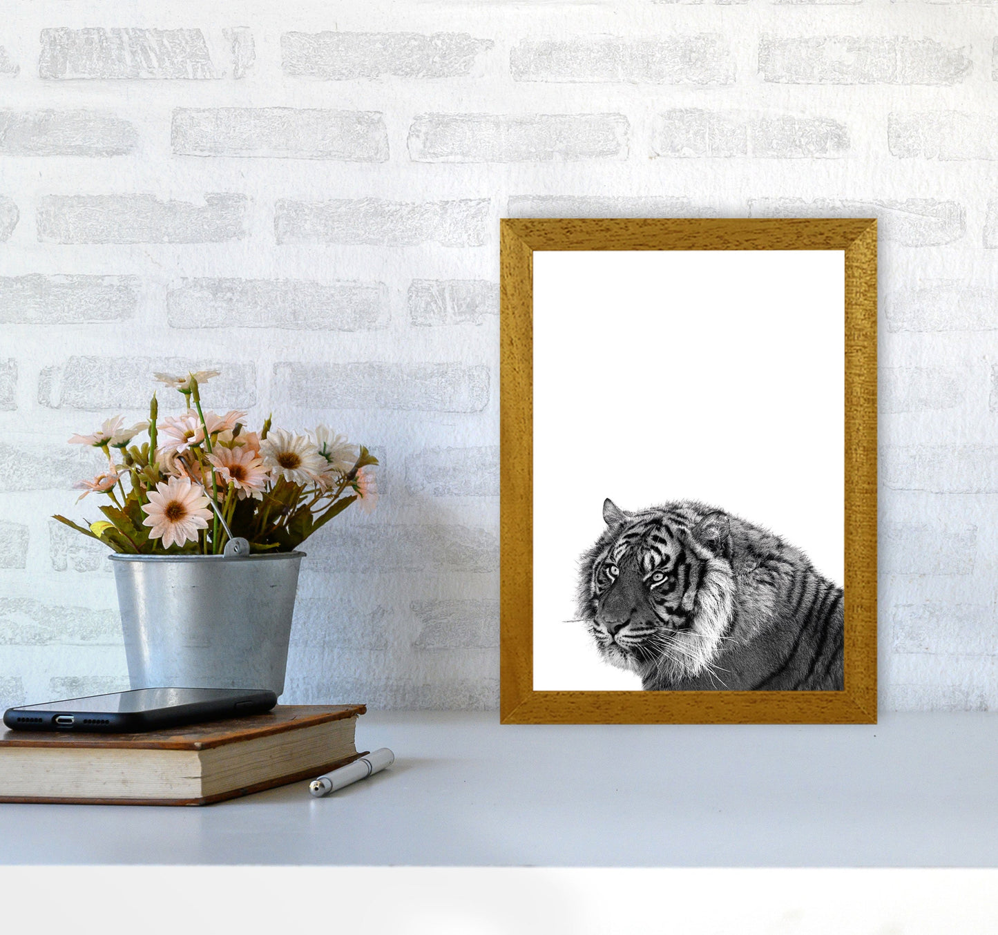 Avelena | Schwarz und Weiß Tiger Moderne Druck Tier Kunstdruck