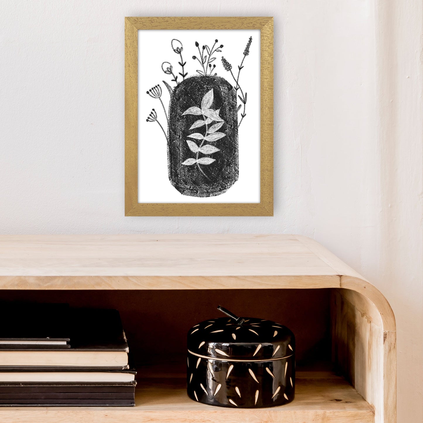 Avelena | Dalia Kreide Schwarz Floral Kunstdruck Von Pixy Paper