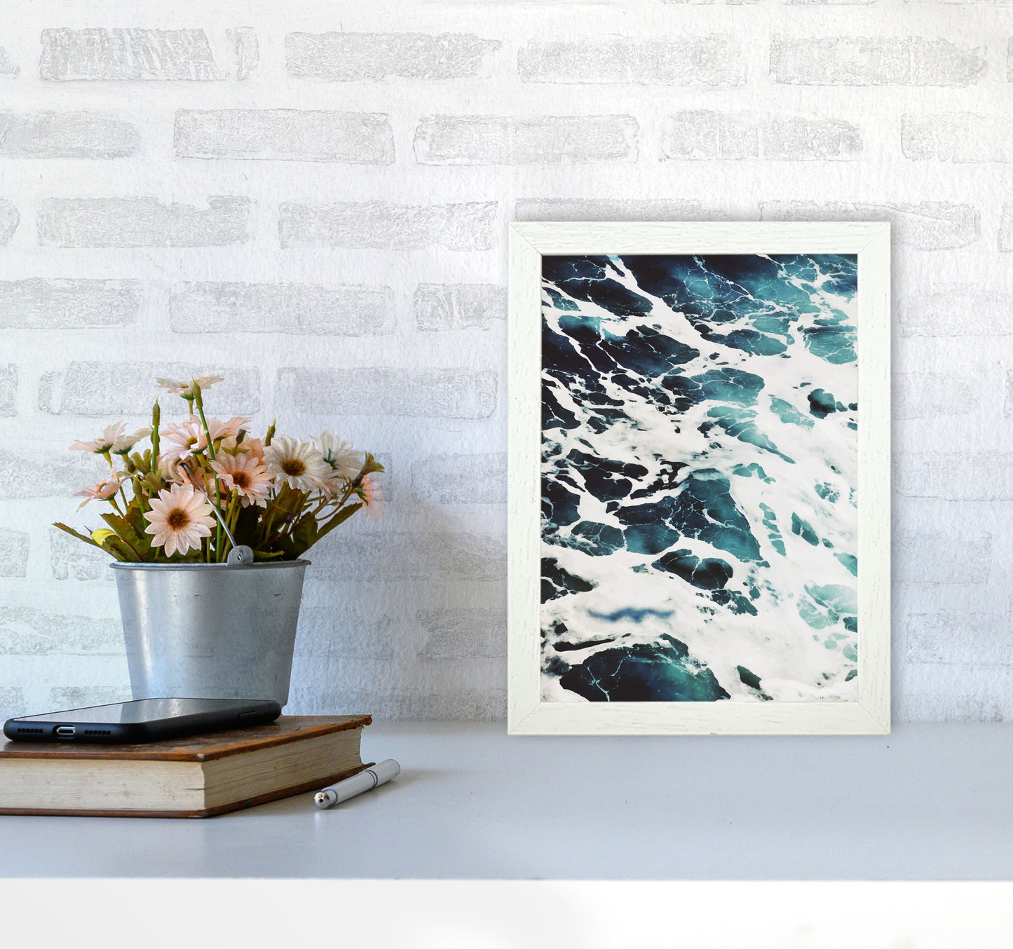 Avelena | Blau Weiß Wasser Moderne Druck, Rahmen Botanische & Natur Kunst Druck