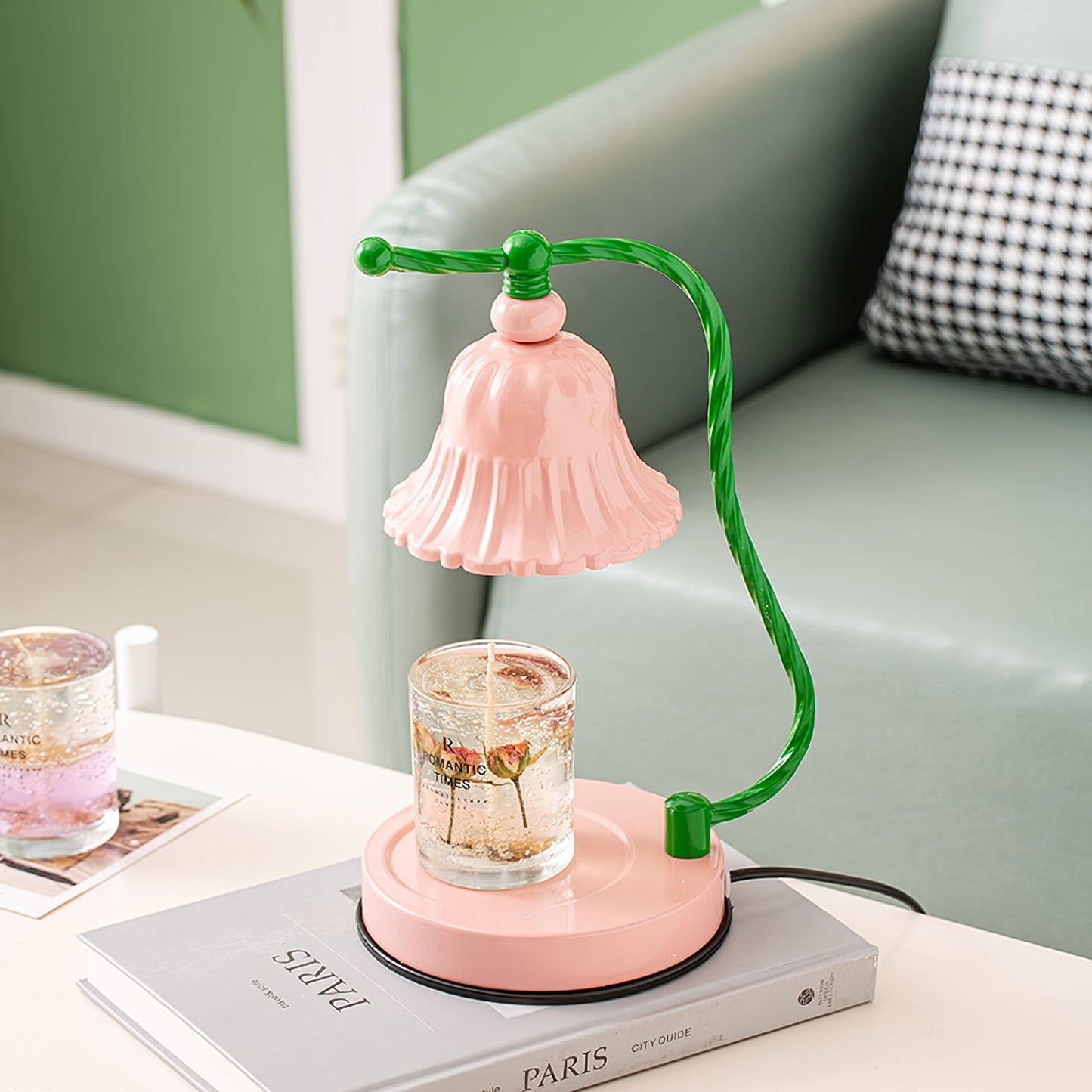 Avelena | BloomAura – Charmante rosa Glas-Tischlampe
