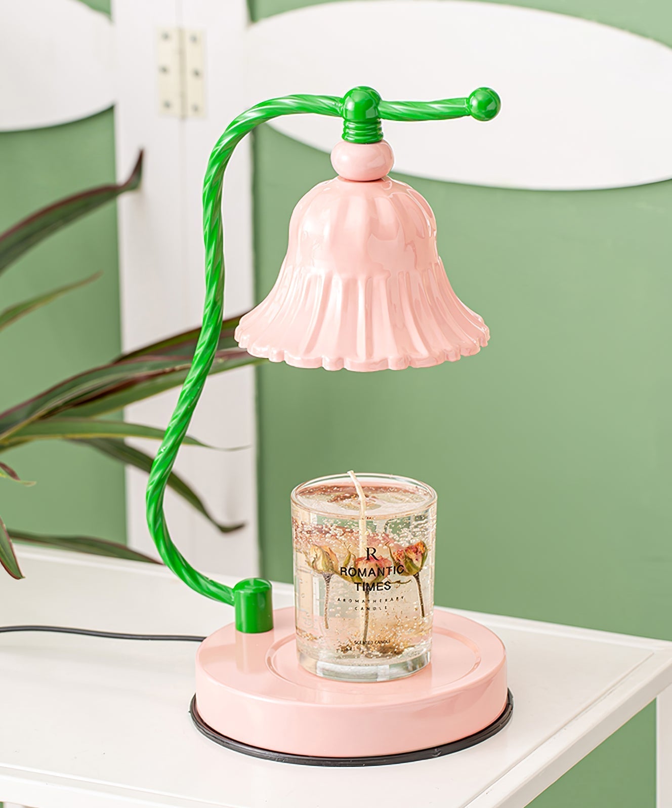 Avelena | BloomAura – Charmante rosa Glas-Tischlampe