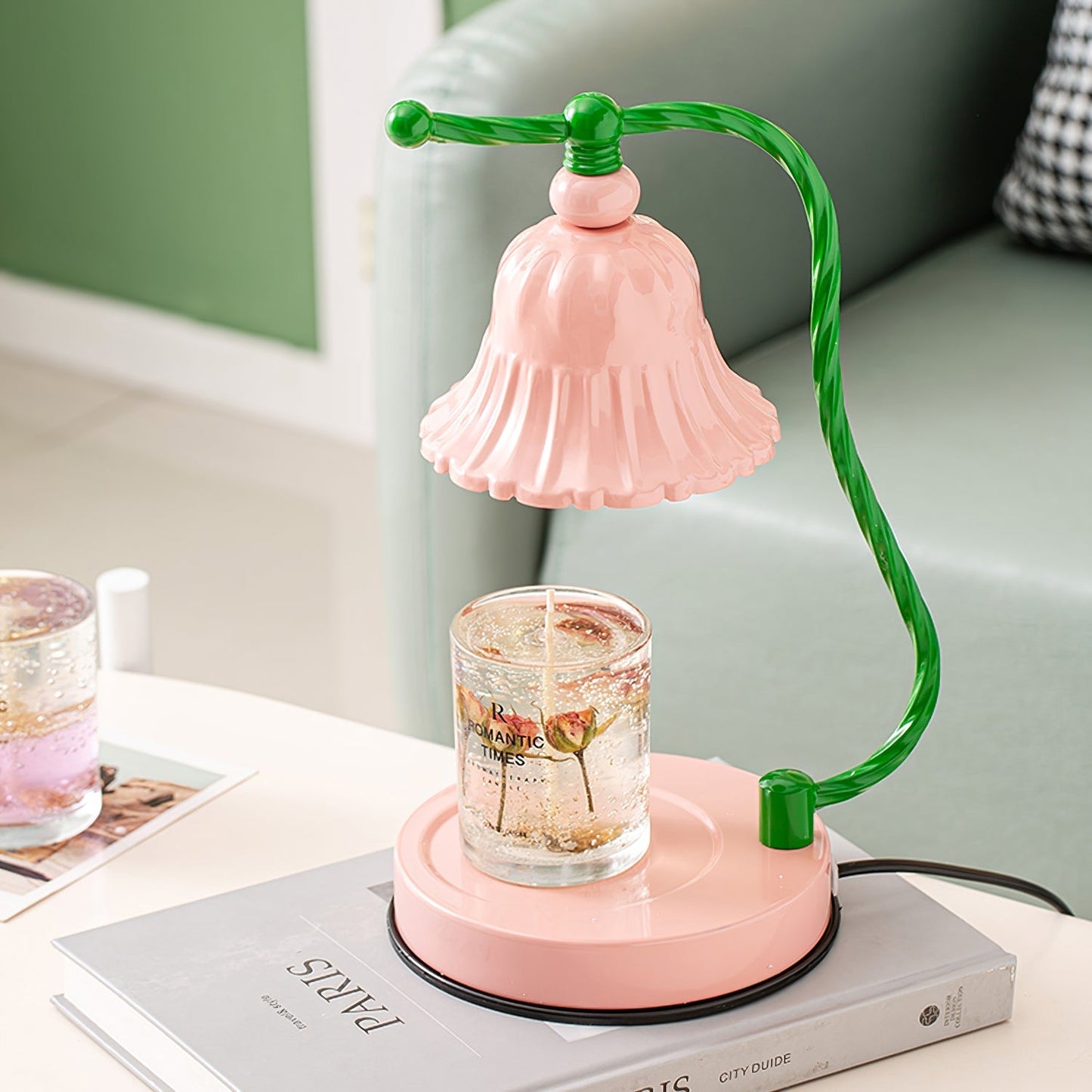 Avelena | BloomAura – Charmante rosa Glas-Tischlampe