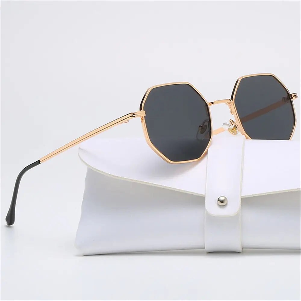 Avelena | Polygon Metall Quadrat Sonnenbrille