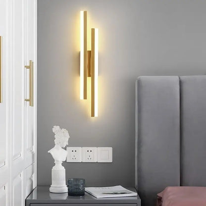 Avelena | Moderne LED-Wandlampe: Schwarz/Gold Acryl Raumdekoration Licht
