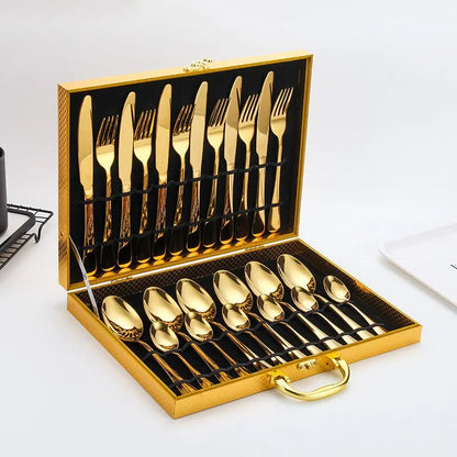 Avelena | Gold Besteckset Das Elegante 24-Teilige Gold & Silber Besteckset