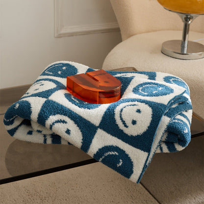 Avelena | Smiley Kariert Decke