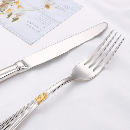 Avelena | LuxSpoon | Elegantes Besteckset im goldenen Design