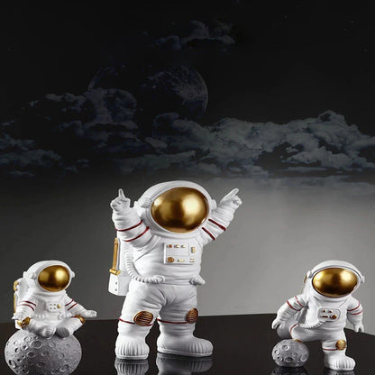 Avelena | Harz-Astronaut-Figur Statue Raumfahrer Skulptur Pädagogisches Spielzeug Schreibtisch-Dekoration Astronaut-Modell Für Kinder Geschenk