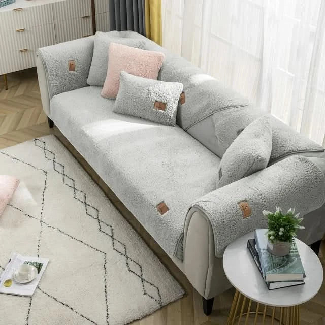 Avelena | CozyShield - Elegante und schützende Stretch-Sofa-Abdeckung