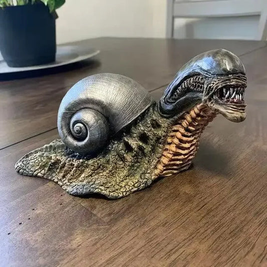 Avelena | Variation Snail Statue, Resin Evil Snail Sculpture Alien Lover's New Favorite Home Office Decoration Garden Outdoor Decoration