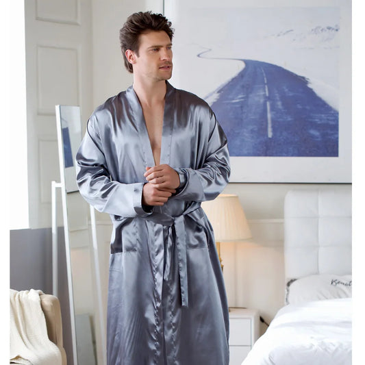 Avelena | RelaxWear Bademantel - Eleganter Satin-Bademantel für Komfort