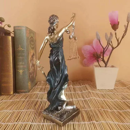 Avelena | ERMAKOVA Europäische antike Bronze griechische Gerechtigkeit Göttin Statue Fair Angels Harz Skulptur Ornamente Desktop Home Dekoration Geschenk