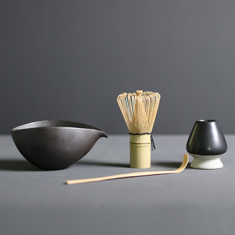 Avelena | 4-teiliger Matcha Set Hochwertiges Bambus & Keramik