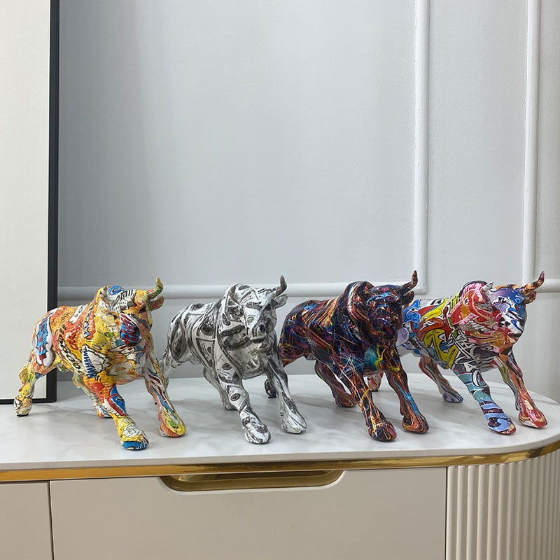 Avelena | Graffiti-Malerei Harz Bull Figuren Home Wohnzimmer Schlafzimmer Büro Desktop Feng Shui Ornamente Sammlung Statuen