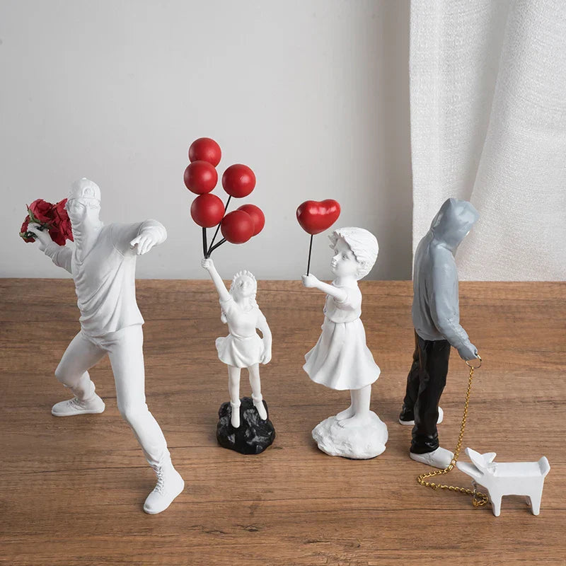 Avelena | Von Banksy inspirierte Skulpturensammlung