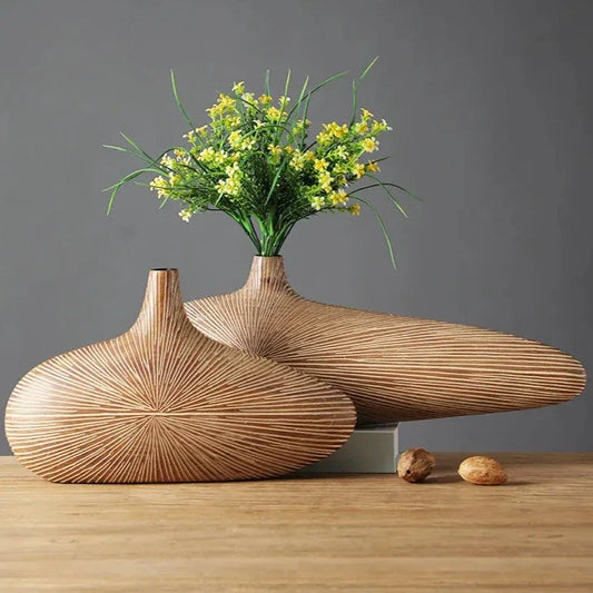 Avelena | ClayAura Sahara Skulpturierte Vase | Handgefertigt | Moderne Deko für Zuhause | Elegantes Design