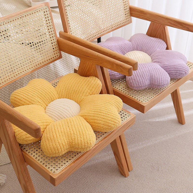 Avelena | Fluffy Kleeblumen Kissen