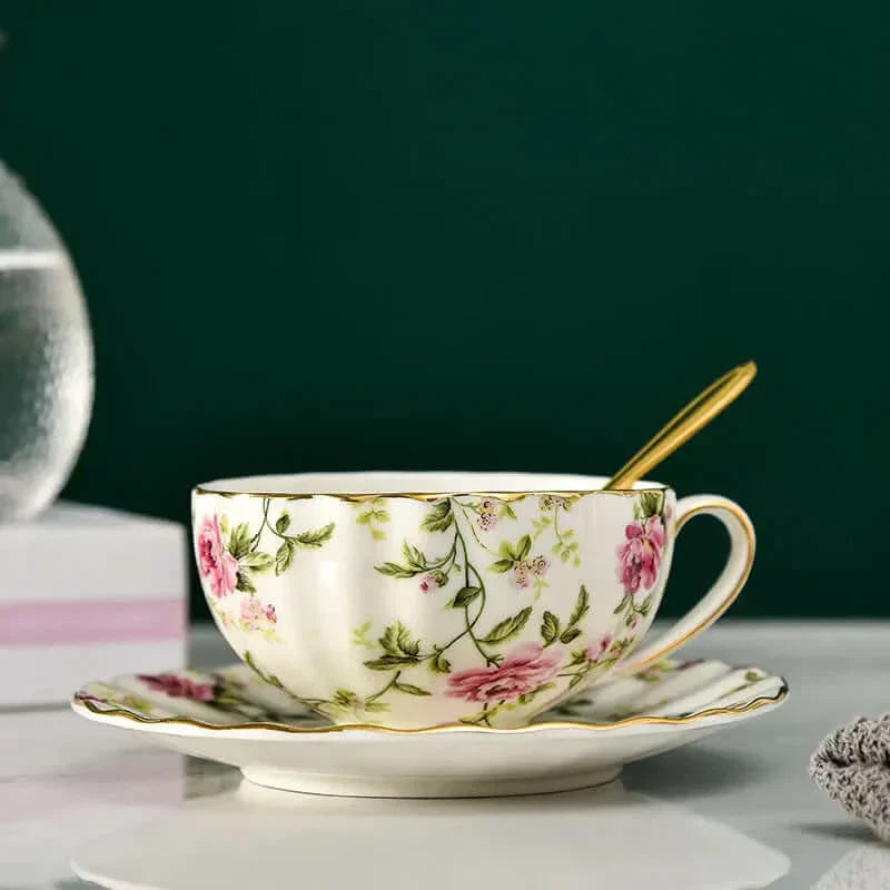 Avelena | Elegante Bone China Porzellan Kaffeetasse - Luxuriöses und einzigartiges Design