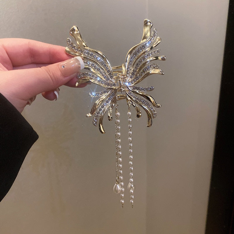 Avelena | Chic Butterfly Pearl Tassel Haarschneide