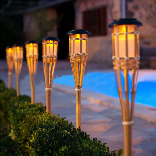 Avelena | Solar-Fackel 5er-Set | Flammenoptik LED Gartenleuchten | Solarbetrieben | Dekoratives Licht für Außen