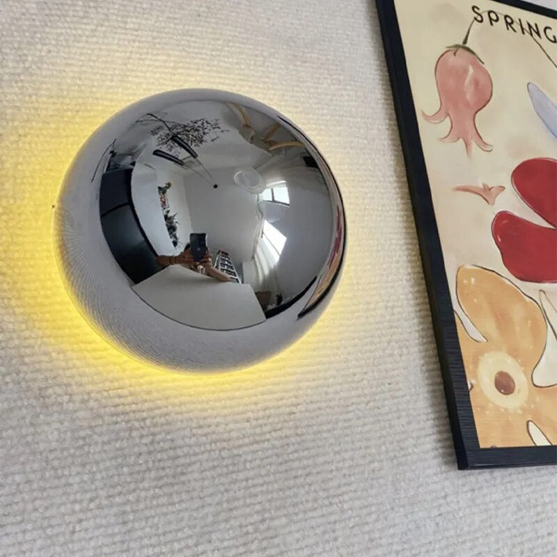 Avelena | AuroraLume – Nordic Wandleuchte aus Aluminium und Acryl