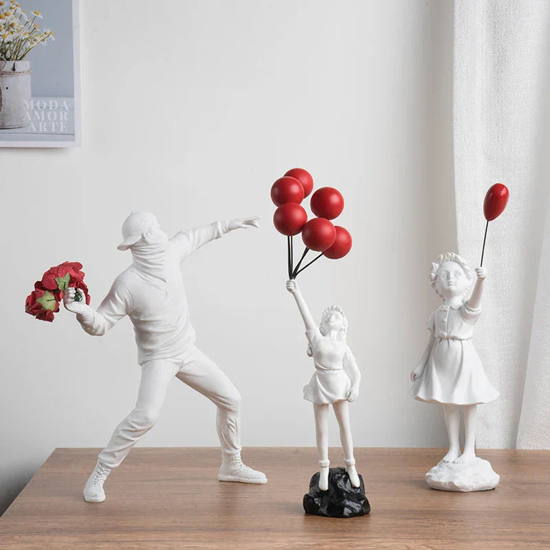 Avelena | Von Banksy inspirierte Skulpturensammlung