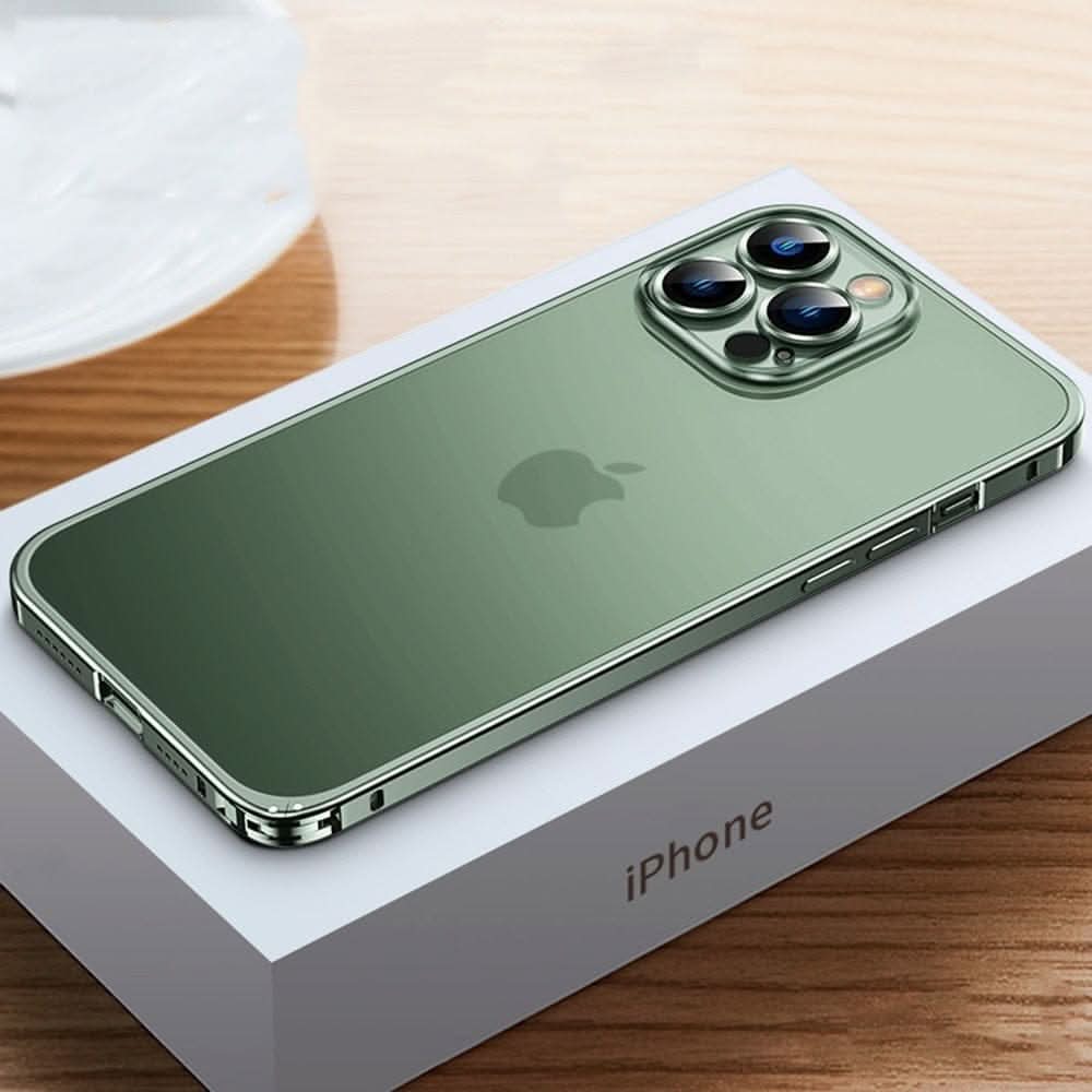 Avelena | Aluminium-Metallgehäuse mit Polycarbonatrückseite für iPhone
