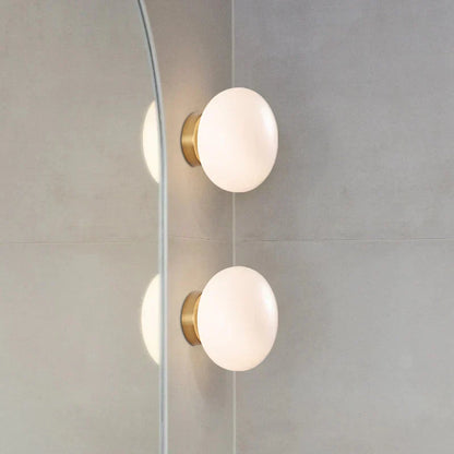 Avelena | BrassAura – Elegante Wand- und Deckenlampe mit Messingdetails