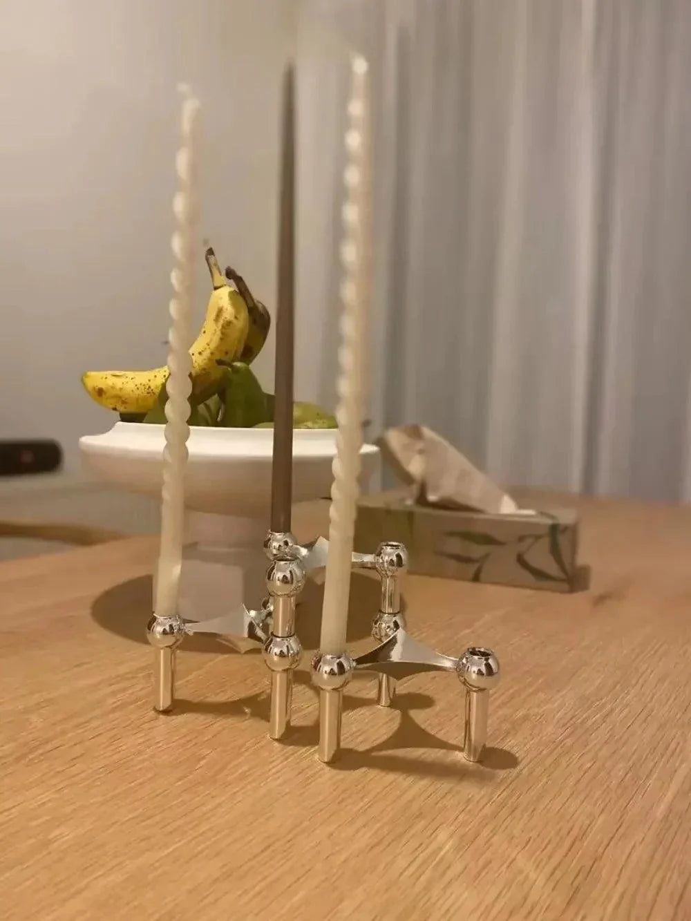 Avelena | Moderner Molekularer Metallkerzenhalter – Nordisch-inspirierter silberner Kerzenständer für elegante Wohnkultur