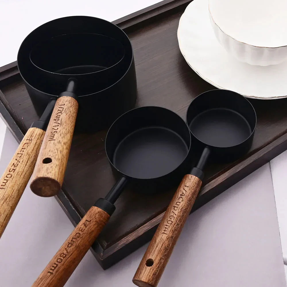 Avelena | Lyra Messbecher & Löffel Set