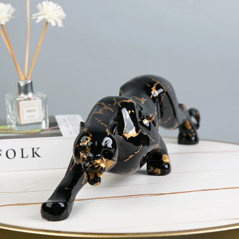 Avelena | Eleganter Jaguar Steinbildhauer