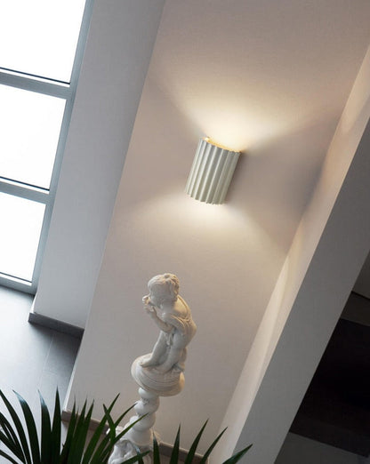 Avelena | Falten Farbe Harz LED Wand Leuchte Lampe