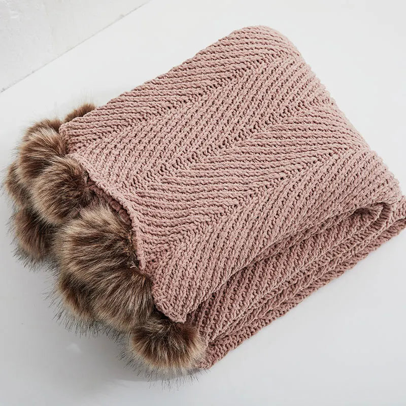 Avelena | Blanket Luxe Chenille Decke mit Herzfransen