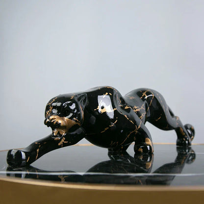 Avelena | Eleganter Jaguar Steinbildhauer