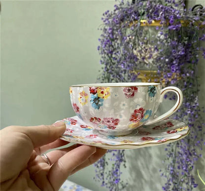 Avelena | Elegante Bone China Porzellan Kaffeetasse - Luxuriöses und einzigartiges Design