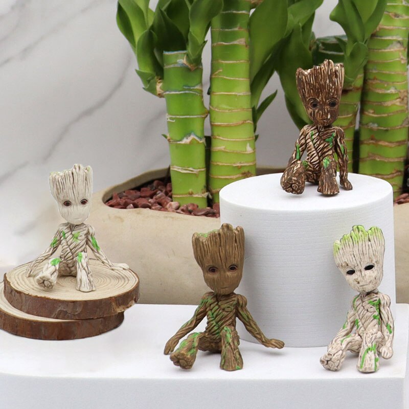 Avelena | Cartoon Groot Miniaturfigur: Verspielte Bürodekoration
