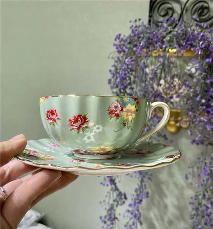 Avelena | Elegante Bone China Porzellan Kaffeetasse - Luxuriöses und einzigartiges Design