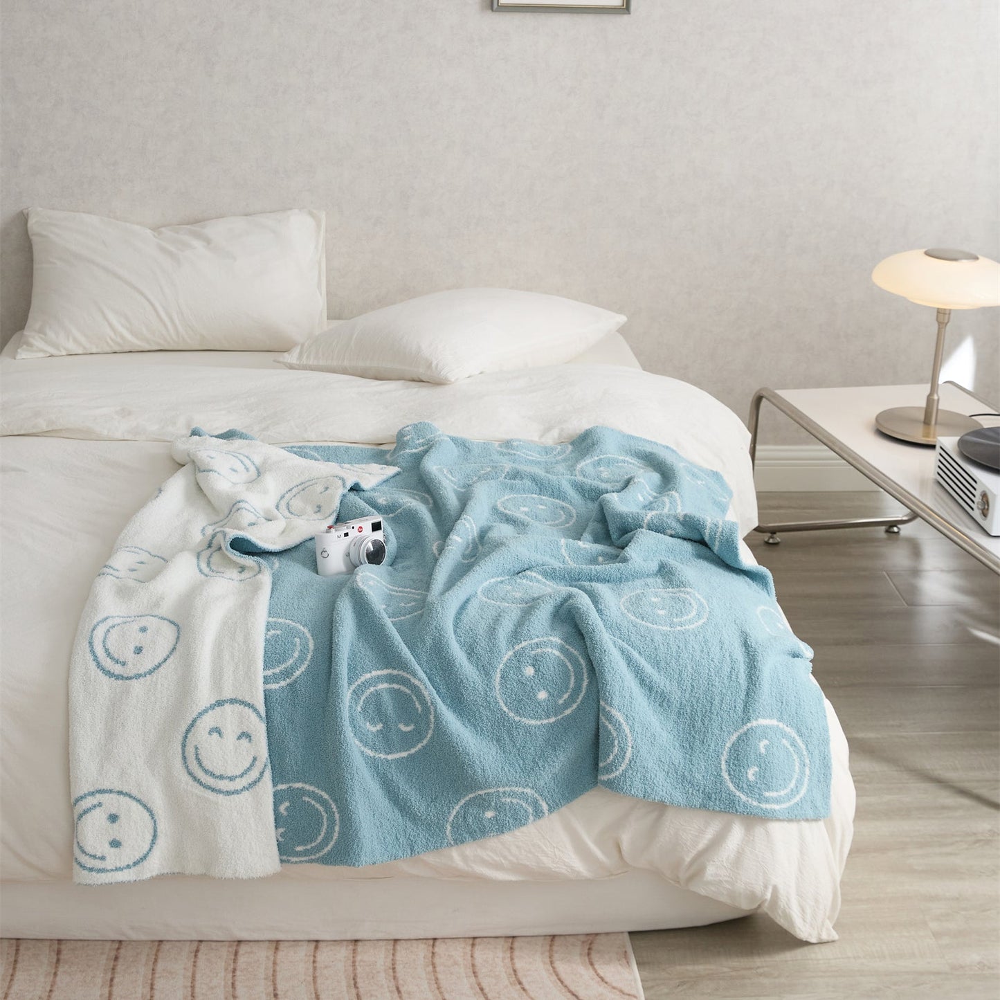 Avelena | Smiley-Decke