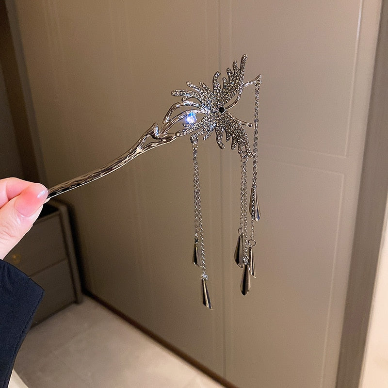 Avelena | Chic Butterfly Pearl Tassel Haarschneide