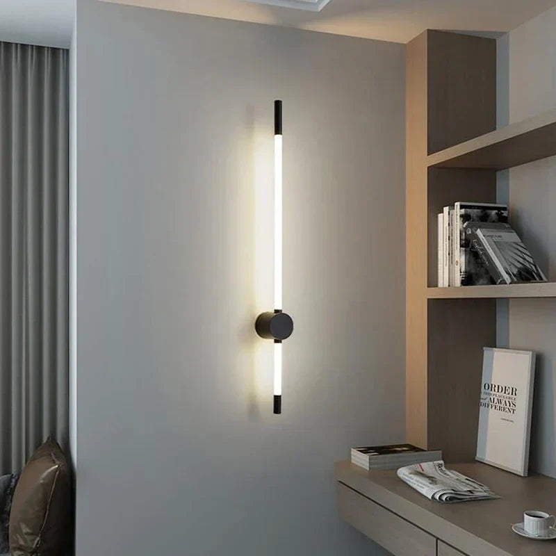 Avelena | AstraBeam – Vertikale LED-Wandlampe für moderne Innenräume